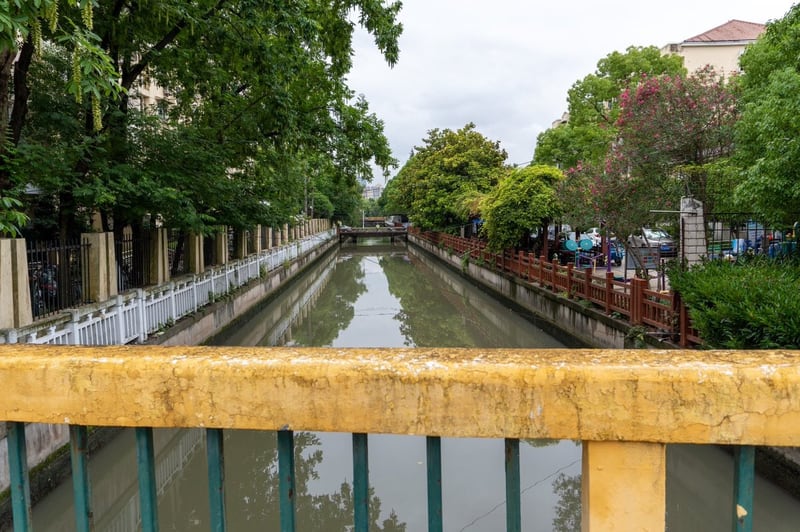 Canal Crossing Nanyangjing
