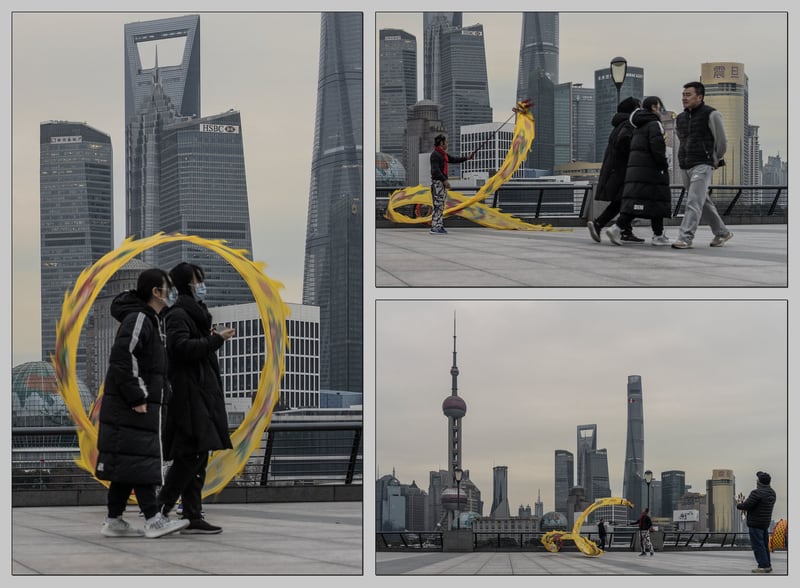 The Bund, at dawn. The colors have not been edited.
