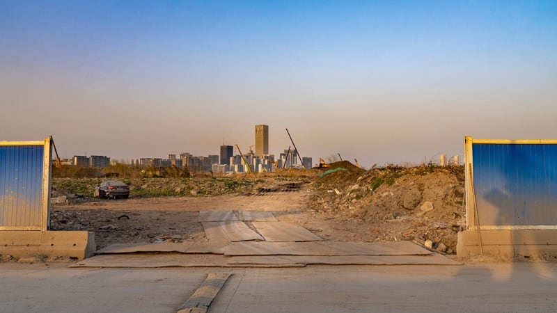 Looking across the former Jiufeng Village, at the New Bund skyline in Sanlinzhen.