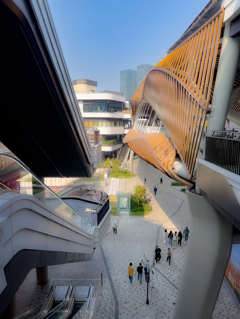 Photograph 1 from Tai Koo Li